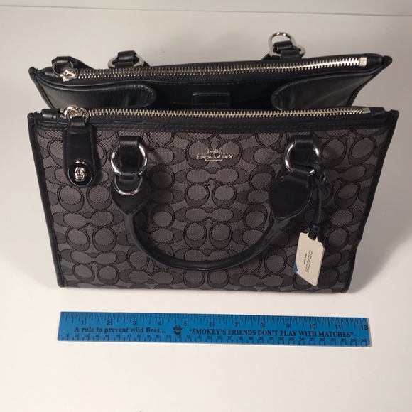 Coach Signature Square Dr Style Hand Bag - Picture 8 of 8